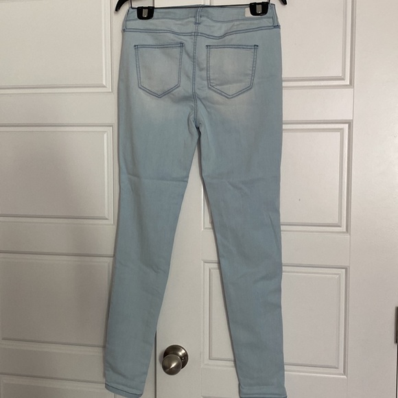 Jeans! - Picture 4 of 4